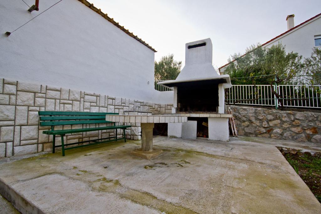 Apartment Bila Šibenik Exteriör bild
